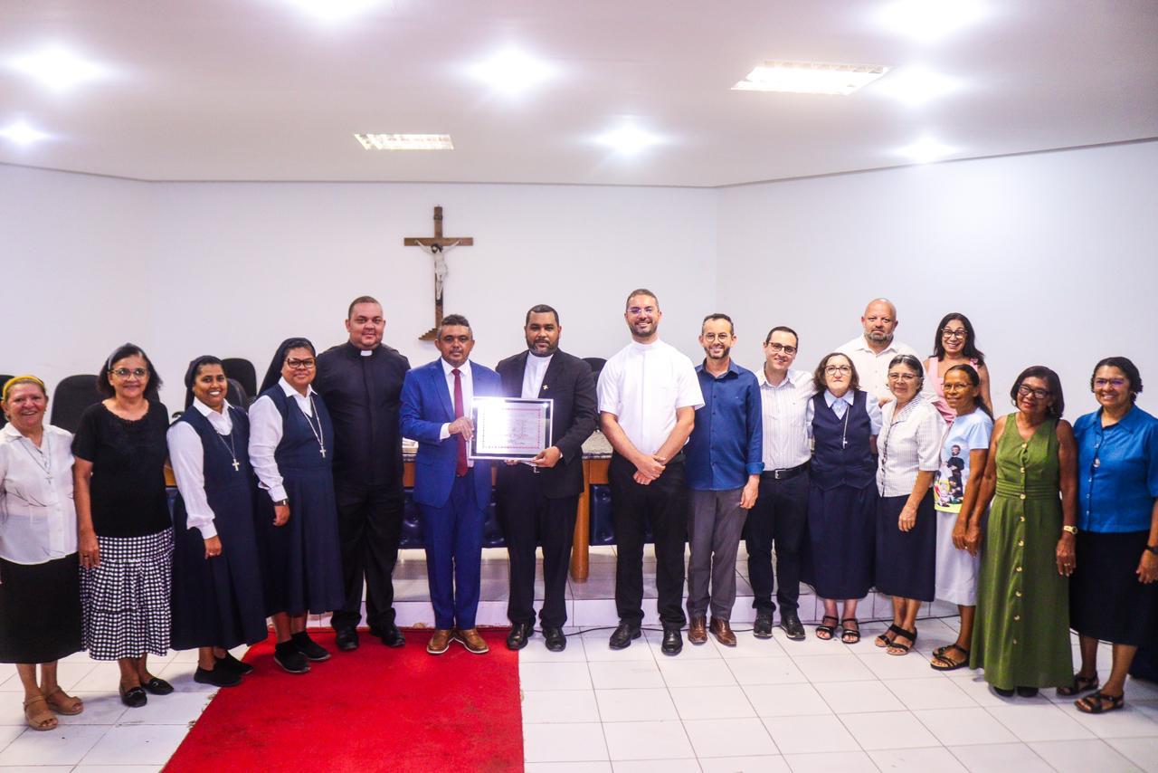 Câmara Municipal de Juazeiro concede Título de Cidadão Juazeirense ao Padre Marcos da Silva Santos