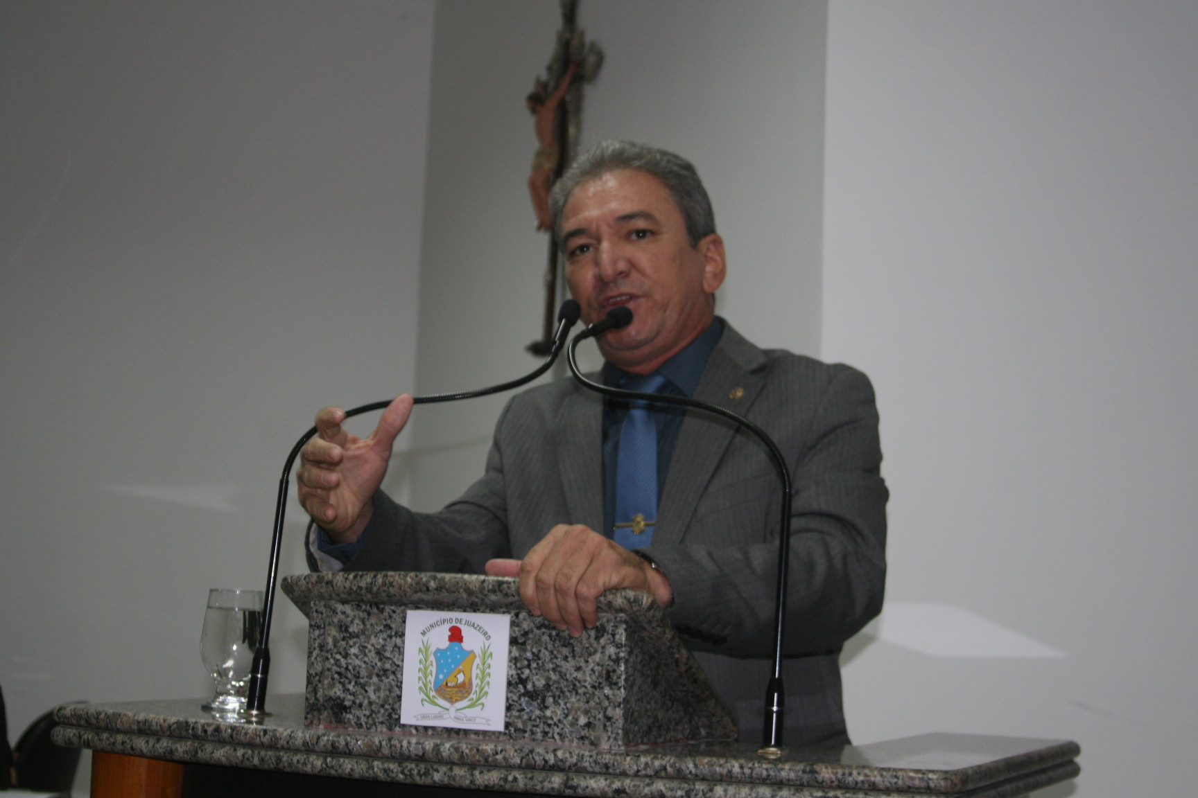 Vereadores de Juazeiro cobrarão a governador melhorias do Planserv